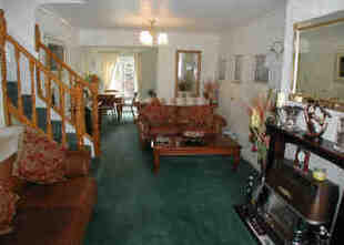 Lounge/ Dining Area