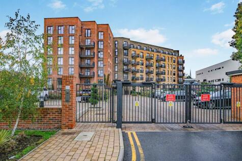 Dacorum Way, Hemel Hempstead