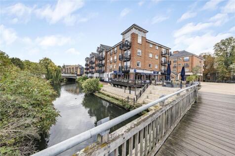 Booth House, Brentford