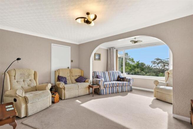 Sitting Room 1.jpg