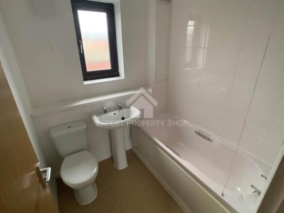 2 bed Semi-Detached for sale Image 10