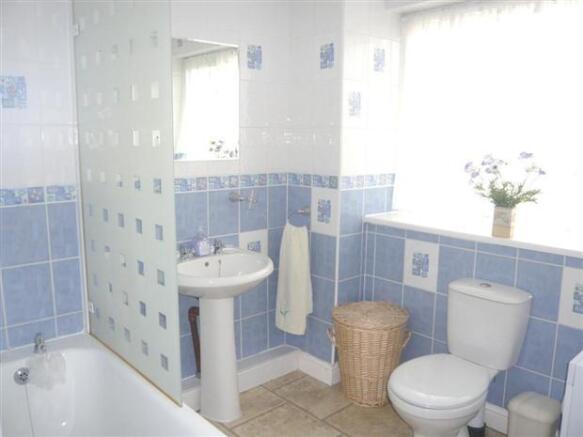 Photo 6