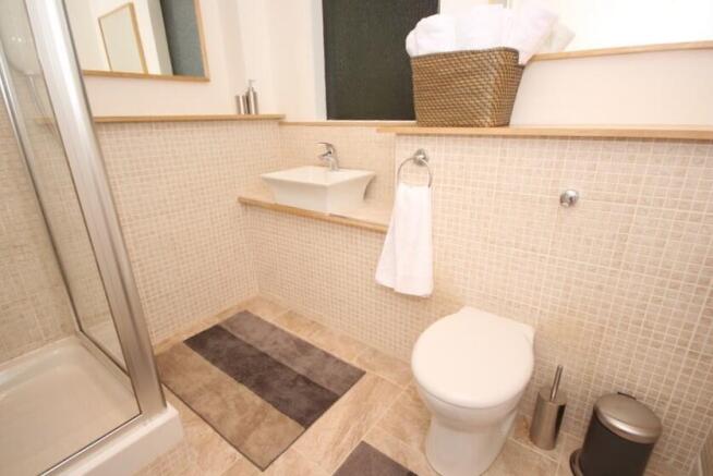 5260-20210519110616-bathroom