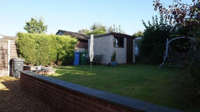 8 Heyes Drive