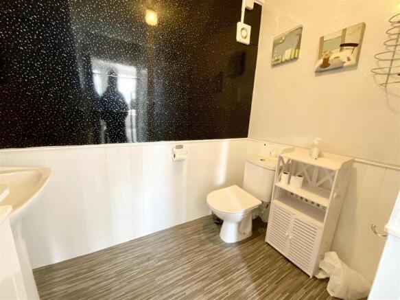 7 bed Terraced for sale Image 11