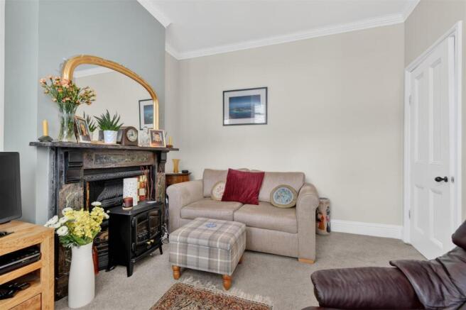 2 bed Terraced for sale Image 5