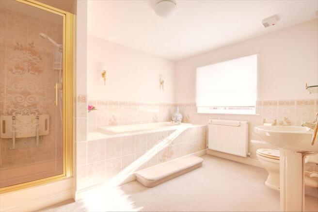 Bathroom.jpg