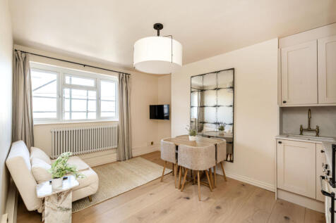 Walmer Road, London, W11
