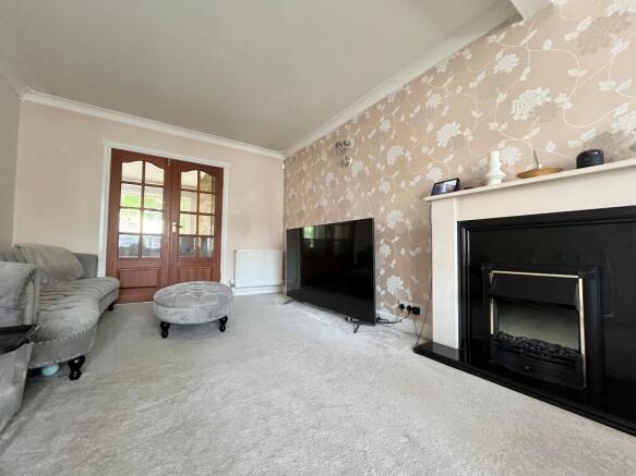 Birkbeck Road, Romford photo 4