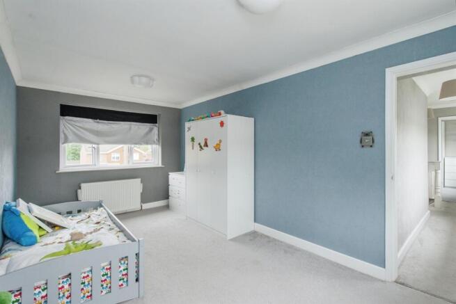 3 bed Detached for sale Image 10