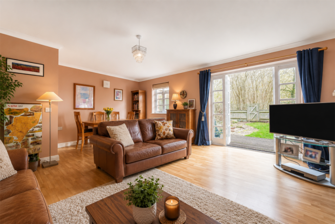 Living/Dining Room