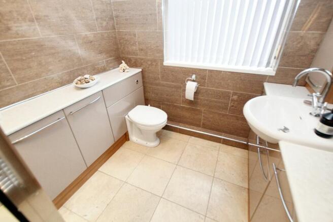 Modern bathroom