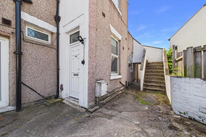 1 bed Ground Flat for sale Image 8