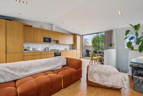 Chalcot Road, London NW1