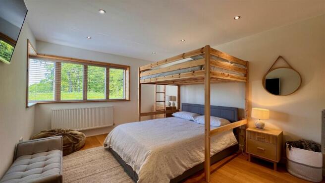 BED 2