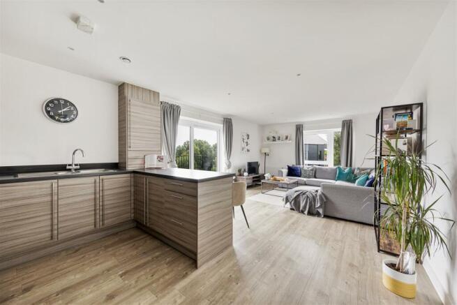 Marina Court