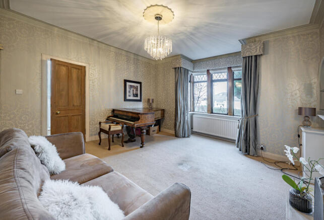99 Dukes Road, Burnside, Glasgow, G73 photo 4