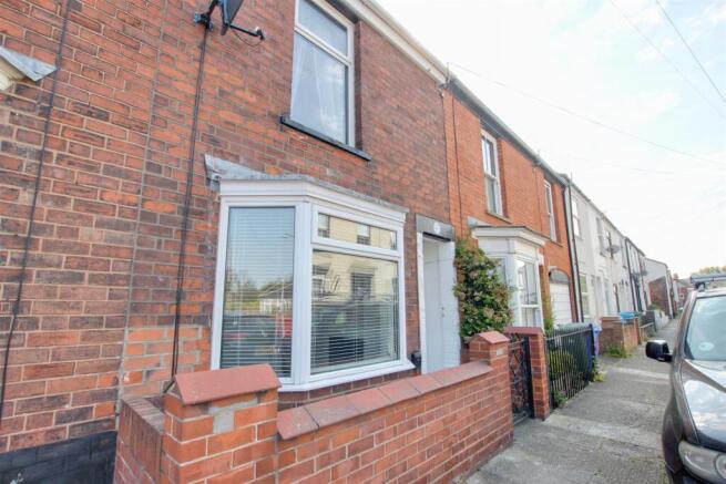 2 bed House to rent Image 10