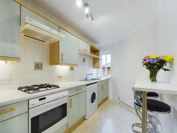Kitchen 2nd Angle.jpg