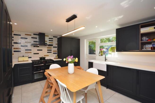 Kitchen/Dining/Breakfast