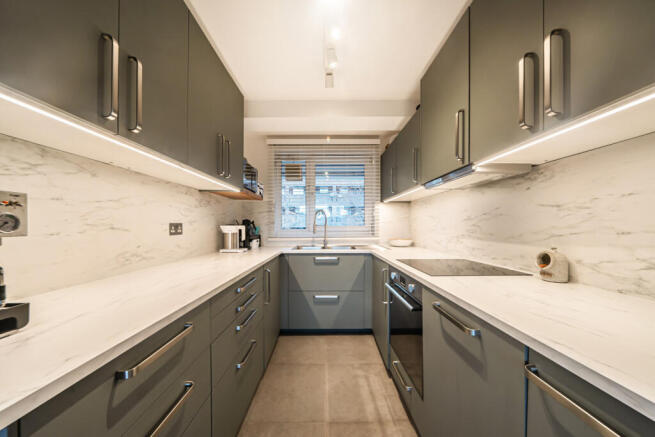 1418744-1-69a021a...