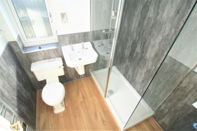 Modern Family Shower Room