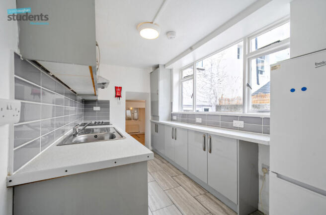 fedb3bf7-3516-4b2...