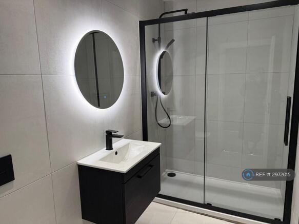 2 bed Flat to rent Image 4