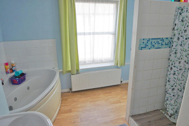 Photo 11