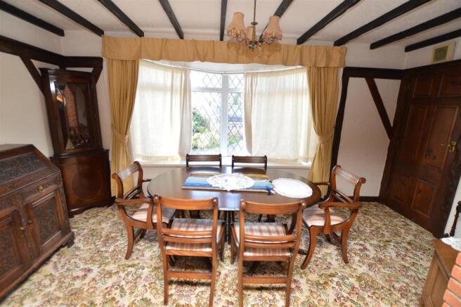 Lounge/dining room
