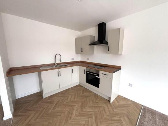 1 bed Flat to rent Image 5