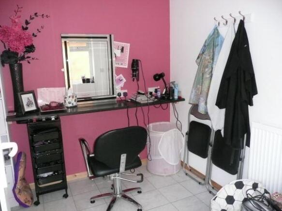 Photo 9
