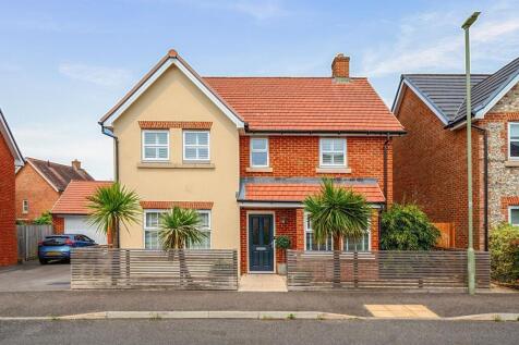 Skylark Avenue, Emsworth, PO10