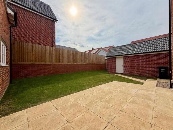 Ethelwold Drive, Wickham Market, Woodbridge photo 4