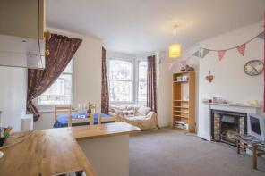 51, Sandmere Road, London SW4 7PS