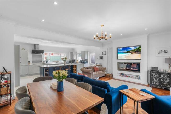 Kitchen/Family Room