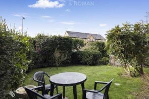 Flat 4, Fairview Court, Galsworthy Road, Kingston Upon Thames KT2 7LE