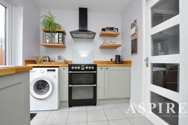 Aspire Estate Agents Benfleet 17.jpg