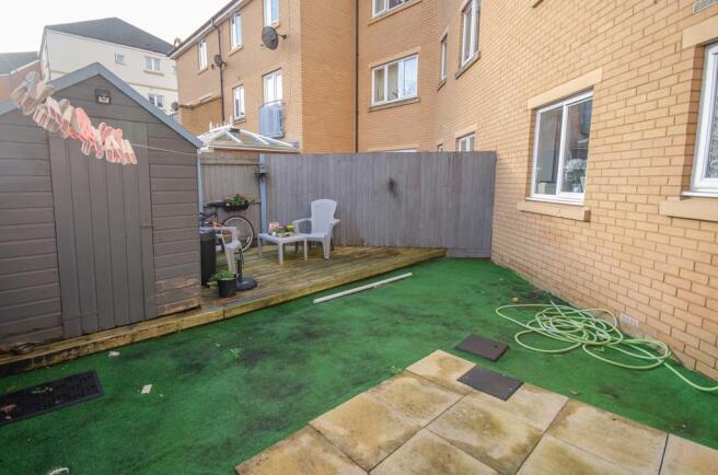 Rear garden .jpg