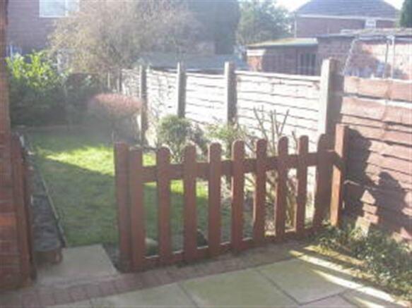 Photo 10