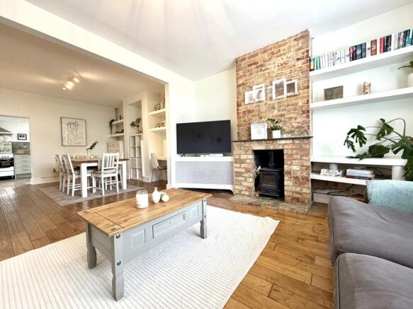 Lounge 2