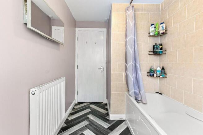 2 bed Apartment for sale Image 8