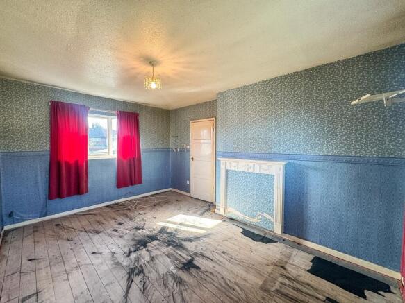 2 bed Semi-Detached for sale Image 8