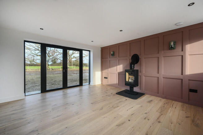THE HAYBARN (3)