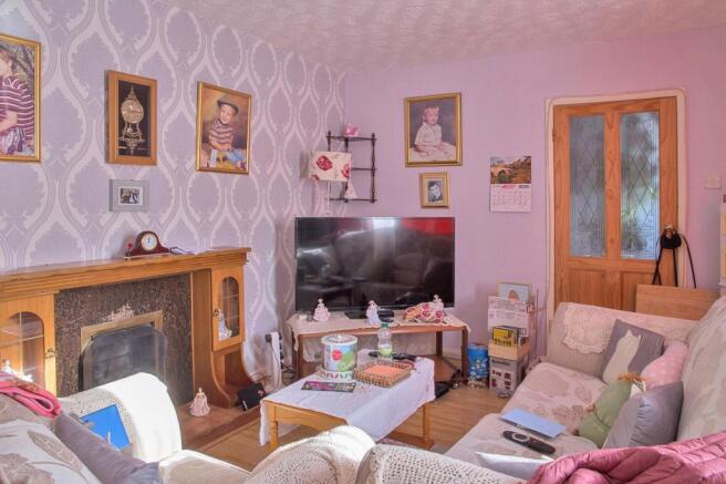 IMG_7220lounge.jpg