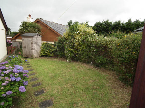 Photo 10