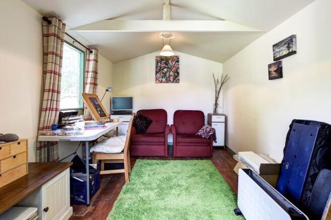 GARDEN OFFICE