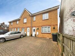 10, Kings Road, East Cowes PO32 6SE