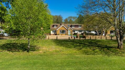 Dragon Cottage, Dog Close, Adderbury, OX17 3EF