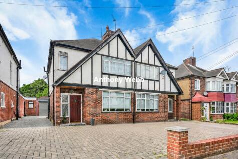 Greenway, Southgate, N14
